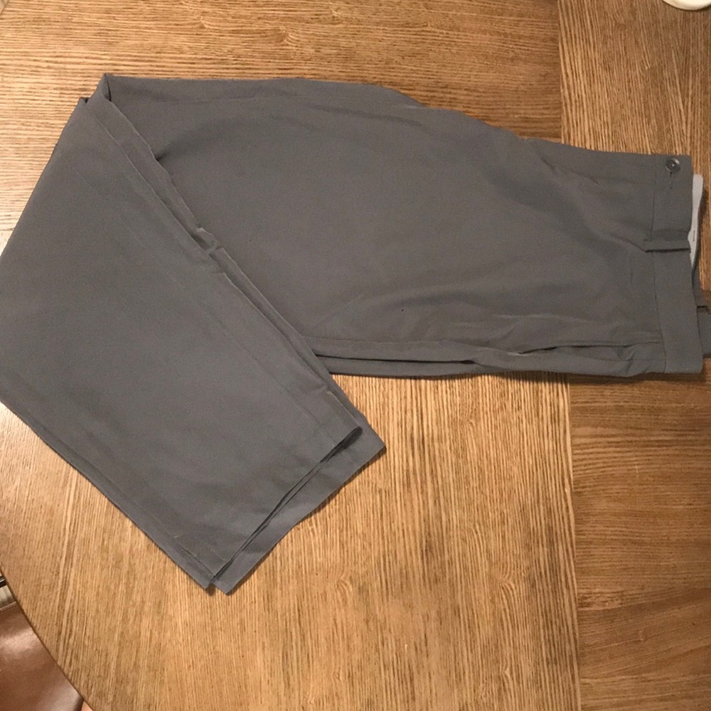 Men’s Nike golf pants